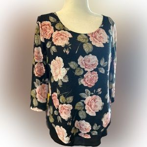 SOHO by New York & Company black thin sweater with gorgeous rose detail, lined!